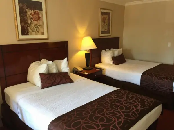 Chula Vista Inn 10