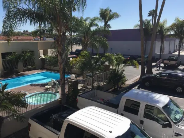 Chula Vista Inn 9